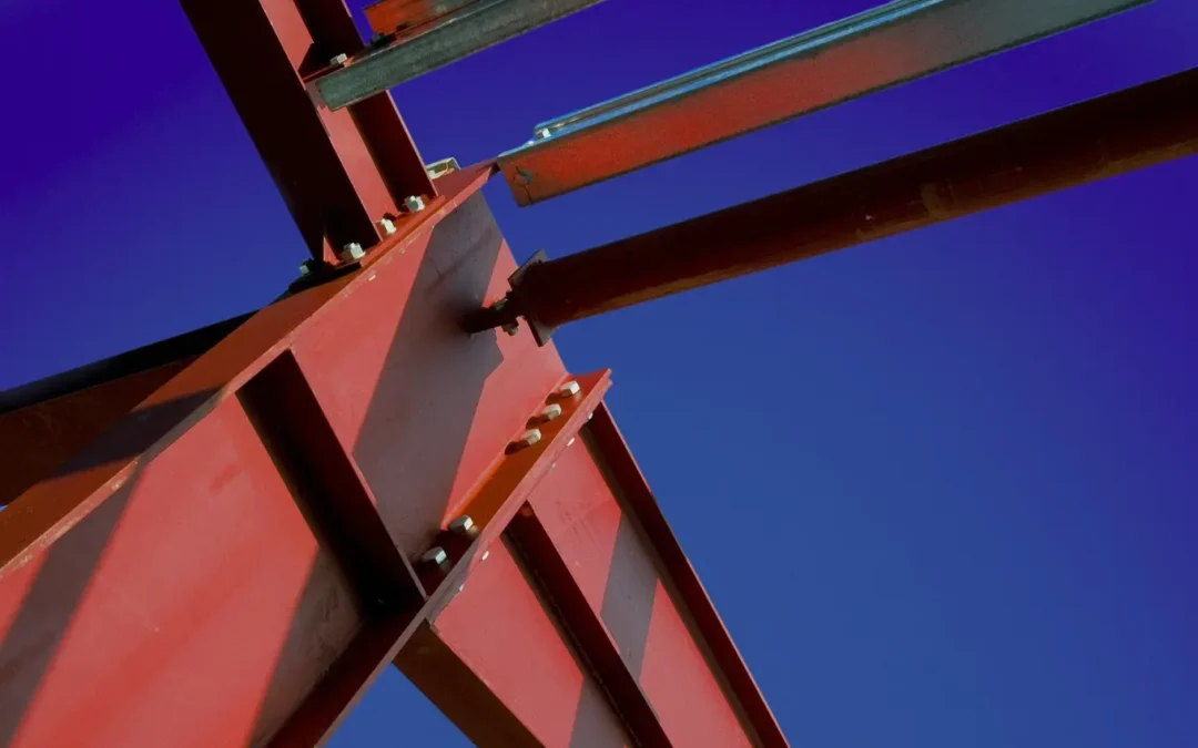 Zastosowanie metali kolorowych w konstrukcjach stalowych